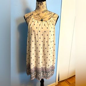 2 X 12 Old Navy Women's plus sized Sleeveless Blouse Size XXL
